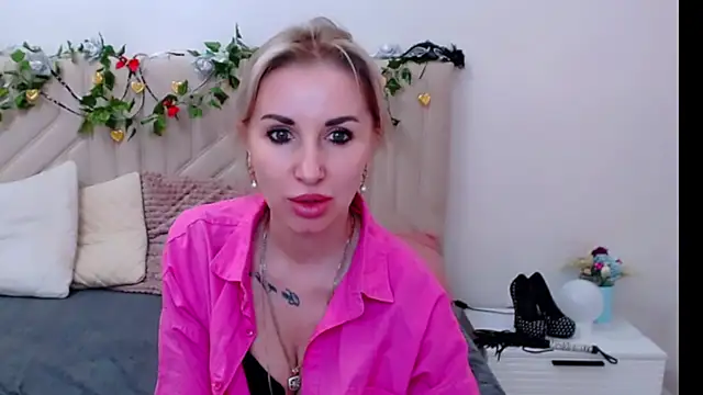 Hanna--Sweet online show from March 2026 01:28:01 PM