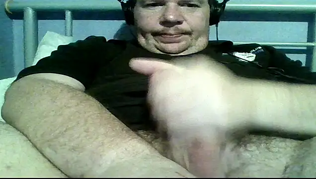 Snapshot of mrhardcock12 chatting on February 2026 08:16:02 PM mrhardcock12 online show from February 2026 08:16:02 PM