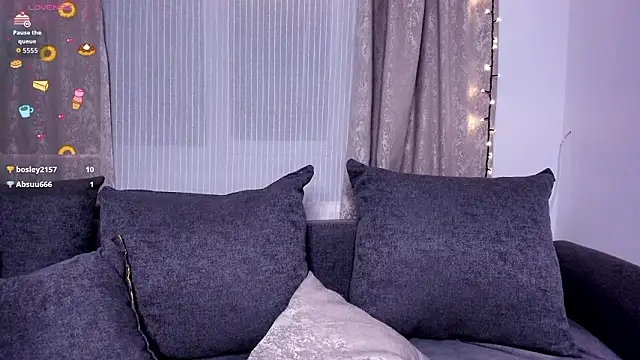 SweetViperr online show from February 2026 02:53:01 AM