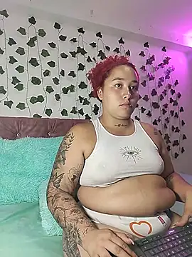 Ayla-marttinez online show from July 2026 11:40:02 PM