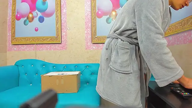 Jadde Greyy  online show from February 2026 03:24:01 AM