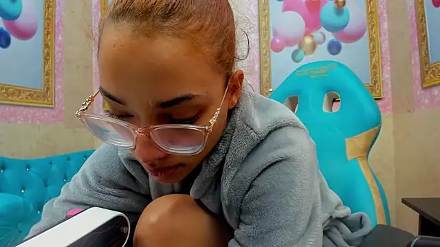 Jadde Greyy  online show from February 2026 03:18:01 AM