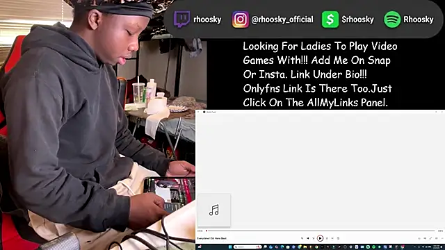 Snapshot of YourLittleBoyfriend chatting on January 2026 03:48:02 PM YourLittleBoyfriend online show from January 2026 03:48:02 PM