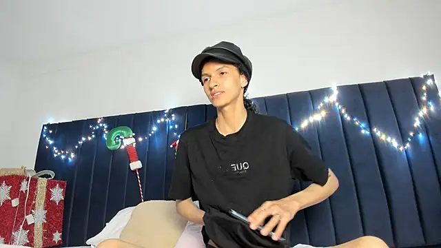 Snapshot of vannellope_96 chatting on December 2025 07:21:01 PM vannellope 96 online show from December 2025 07:21:01 PM