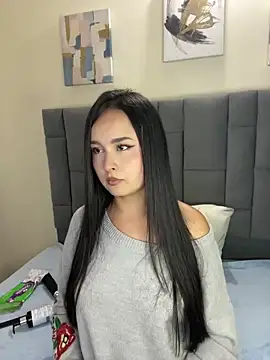 Snapshot of Mimi_miau19 chatting on February 2026 01:08:02 PM Mimi miau19 online show from February 2026 01:08:02 PM