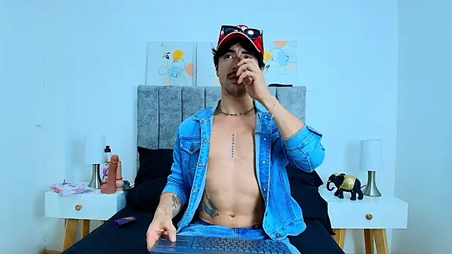 Ethan Briggs online show from January 2026 02:48:02 AM