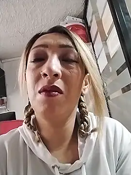 DanaMontana online show from April 2026 01:26:01 PM