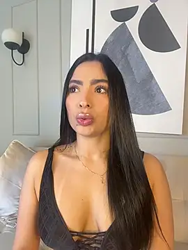 ValeriaTorress  online show from February 2026 06:31:01 PM