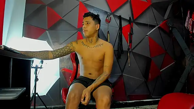 Hot Boys 69 online show from February 2026 12:00:01 PM