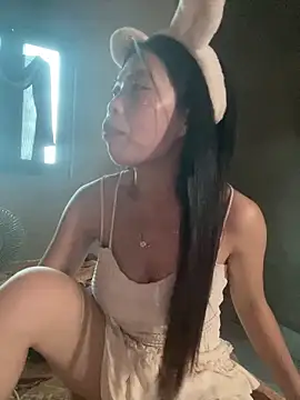 lux-su online show from May 2026 03:45:02 AM