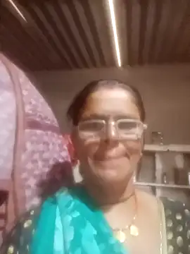 Snapshot of Pinki_rajak chatting on May 2026 05:13:01 AM Pinki rajak online show from May 2026 05:13:01 AM