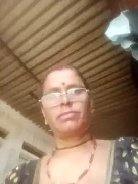 Snapshot of Pinki_rajak chatting on May 2026 11:34:04 PM Pinki rajak online show from May 2026 11:34:04 PM