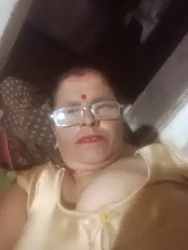 Snapshot of Pinki_rajak chatting on May 2026 06:04:01 PM Pinki rajak online show from May 2026 06:04:01 PM