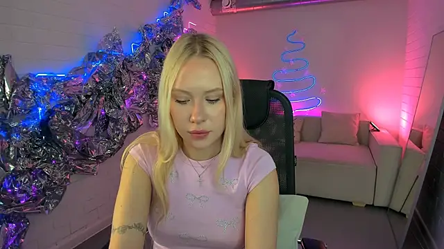 AprilChambers online show from January 2026 01:26:02 PM