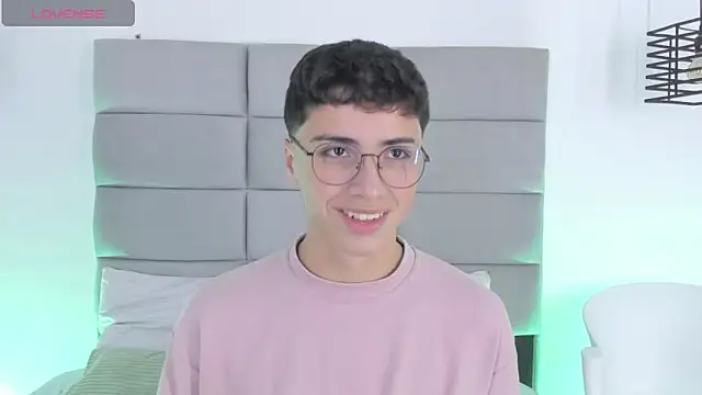 JoshClaarktt online show from March 2026 04:06:02 AM