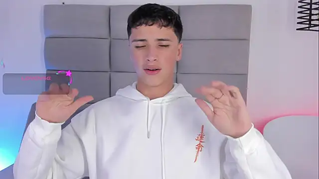 JoshClaarktt online show from April 2026 04:06:02 AM