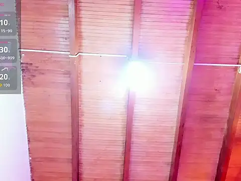 Kittymoretti online show from April 2026 09:37:02 PM