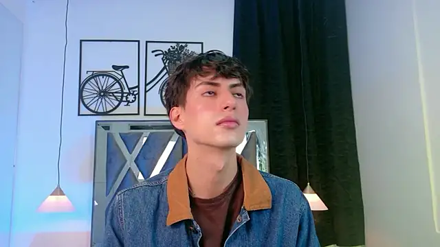 Snapshot of Martin_Williams chatting on January 2026 12:32:02 PM Martin Williams online show from January 2026 12:32:02 PM