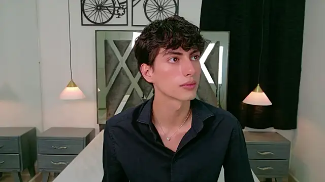 Snapshot of Martin_Williams chatting on February 2026 07:29:02 PM Martin Williams online show from February 2026 07:29:02 PM