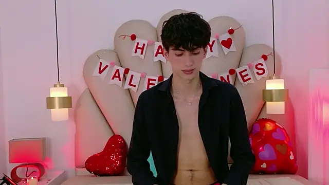 Snapshot of Martin_Williams chatting on February 2026 07:10:01 PM Martin Williams online show from February 2026 07:10:01 PM