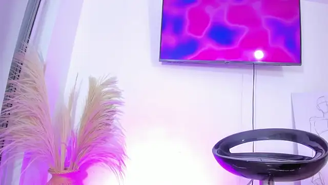 Camila saaenz online show from March 2026 06:13:02 AM