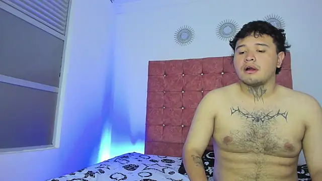 Beele and Evie online show from January 2026 07:28:02 PM