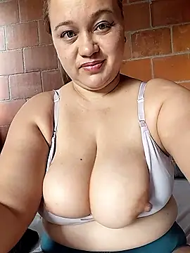 MMia 18 online show from January 2026 11:58:02 AM