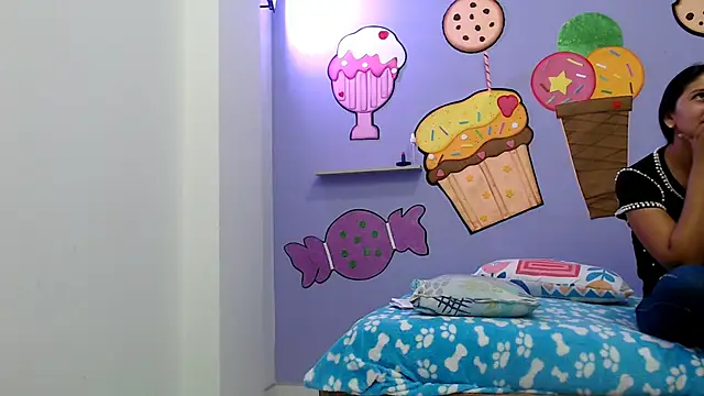 NOVAHOT98 online show from December 2025 07:51:01 PM