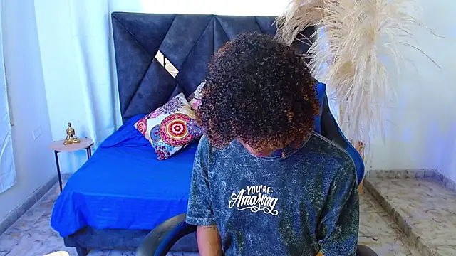 angelll18  online show from February 2026 08:32:01 PM