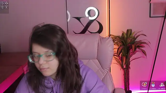 Ariell Mini online show from February 2026 01:07:01 PM