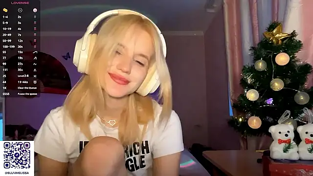 Snapshot of MelisaBloomy chatting on January 2026 01:24:02 PM MelisaBloomy online show from January 2026 01:24:02 PM