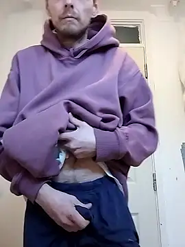 CrookedBunk3527 online show from January 2026 11:36:02 AM