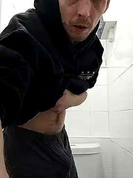 CrookedBunk3527 online show from February 2026 05:36:02 PM