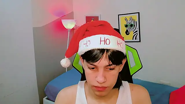 Snapshot of Luky_twink chatting on December 2025 02:07:02 AM Luky twink online show from December 2025 02:07:02 AM