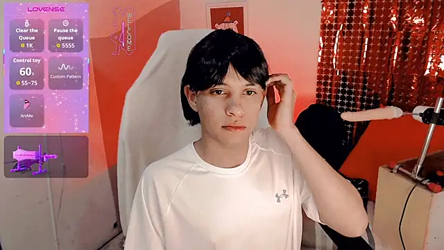 Snapshot of Luky_twink chatting on January 2026 03:23:02 AM Luky twink online show from January 2026 03:23:02 AM