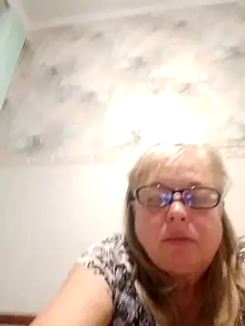 LinaLight88 online show from December 2025 08:59:01 PM