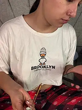 Val12777 online show from April 2026 11:51:02 AM