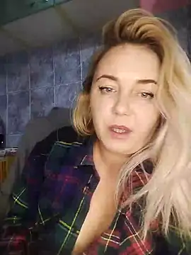 VeraLiubov online show from December 2025 07:33:02 PM