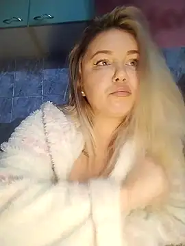 VeraLiubov online show from March 2026 04:27:01 AM