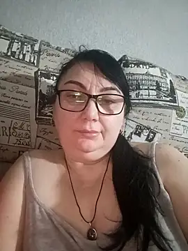 MariSwan222 online show from February 2026 03:19:01 PM