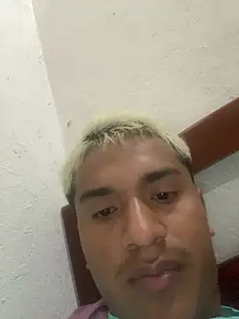 Augusto112 online show from February 2026 07:37:01 PM