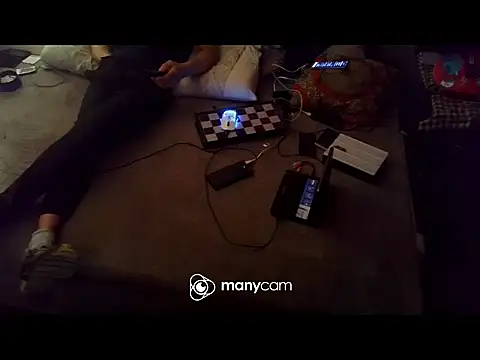 SnappedHagfish online show from April 2026 11:24:01 PM