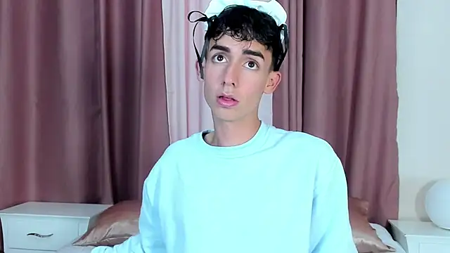 starboyy 77 online show from December 2025 01:19:01 PM