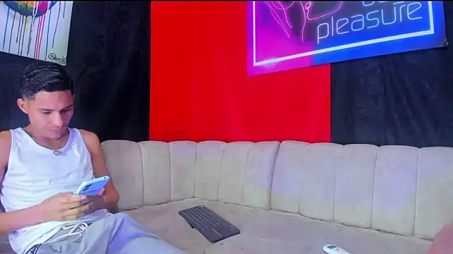 Damian and theo online show from January 2026 11:34:01 AM