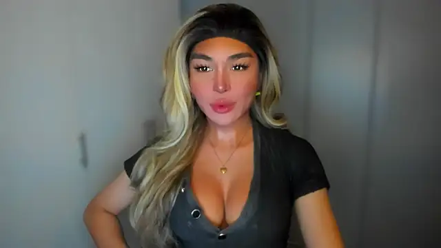 Snapshot of mxshemale_ladyboy chatting on December 2024 10:16:01 PM mxshemale ladyboy online show from December 2024 10:16:01 PM