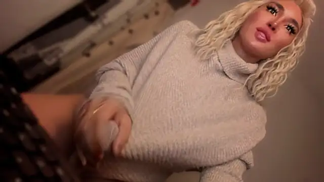 Snapshot of mxshemale_ladyboy chatting on November 2025 09:16:02 PM mxshemale ladyboy online show from November 2025 09:16:02 PM