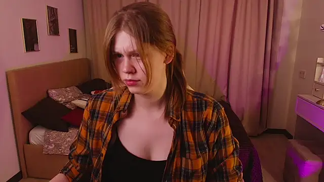 Snapshot of Alison_Doody chatting on January 2026 07:32:02 AM Alison Doody online show from January 2026 07:32:02 AM