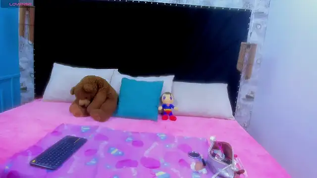 Snapshot of Megan-Horney- chatting on January 2026 12:40:01 PM Megan-Horney- online show from January 2026 12:40:01 PM