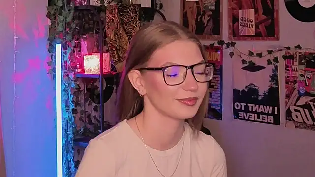 Snapshot of JeaneneWoltz chatting on January 2026 09:12:02 AM JeaneneWoltz online show from January 2026 09:12:02 AM