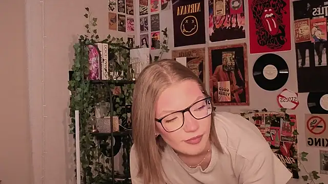 Snapshot of JeaneneWoltz chatting on January 2026 09:44:02 AM JeaneneWoltz online show from January 2026 09:44:02 AM